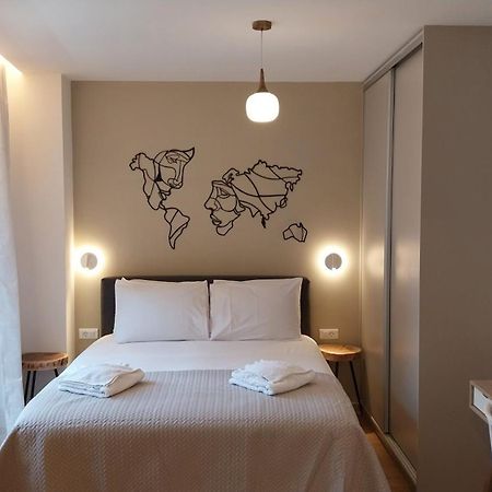 Uni Island - City Heart Suites イラクリオン エクステリア 写真